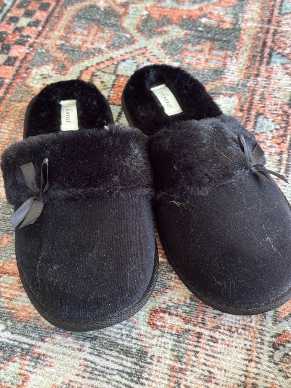 Soma Black Faux Fur Slip-On Slippers